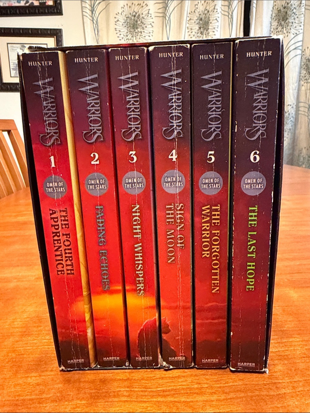 Warriors: Omen of the Stars Box Set, 6 paperback books, series